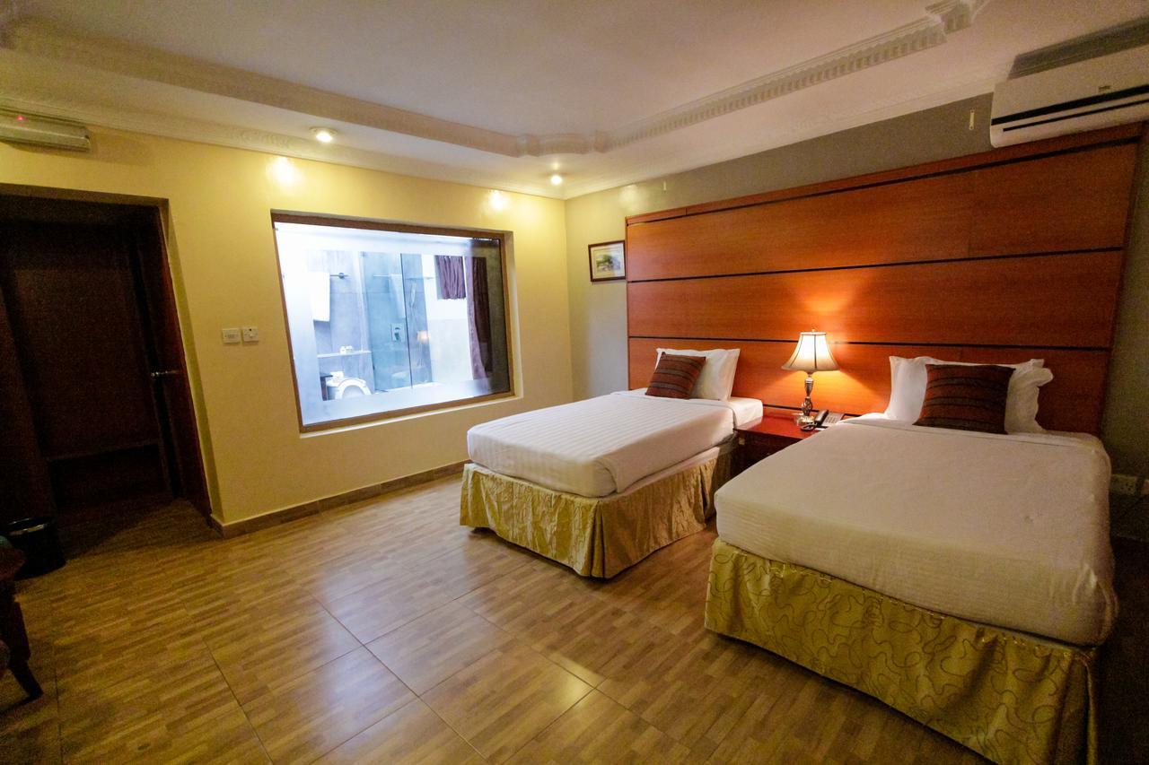 Sunfit - Fitness, Spa, Accommodation Aliayabiagba Exterior photo